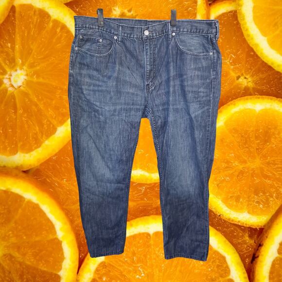 Levi's Relaxed Straight 559 Slightly Faded Blue Jeans Size 40x30 - Picture 3 of 4